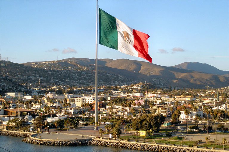 https://s6.uupload.ir/files/راز-پرچم-مکزیک-،-تاریخچه-پرچم-مکزیک-010156_yqjn.jpg