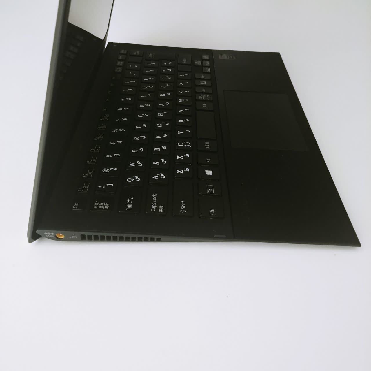 لپ‌تاپ فوق سبک، زیبا و سریع سونی SONY VAIO