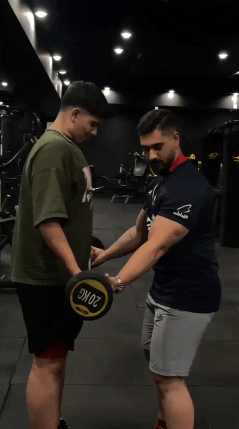 مربی بدنسازی حرفه ای